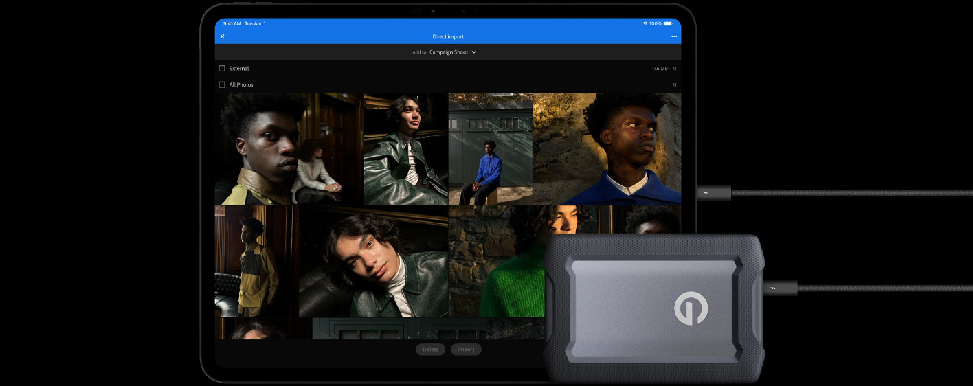 iPad Pro, μπροστινή εξωτερική όψη, οριζόντιος προσανατολισμός, Διαστημικό Μαύρο, συνδεδεμένο με καλώδιο USB‑C σε εξωτερικό σκληρό δίσκο, οθόνη που εμφανίζει φωτογραφίες μοντέλων να εισάγονται σε έναν φάκελο με όνομα 