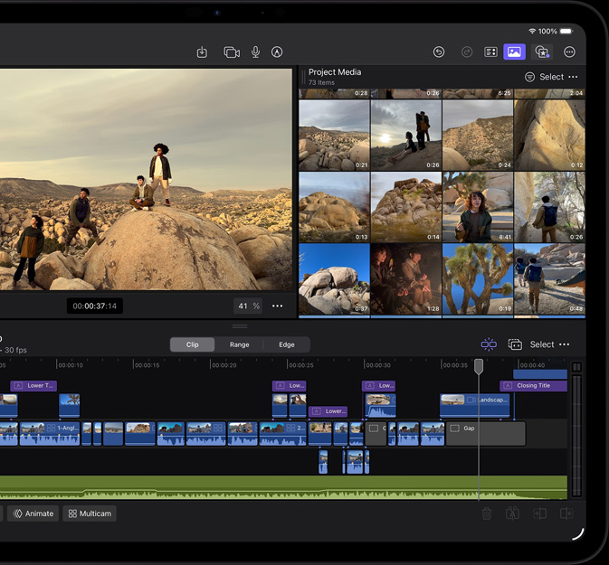 iPad Pro, μπροστινή εξωτερική όψη, οριζόντιος προσανατολισμός, Διαστημικό Μαύρο, εμφανίζει το περιβάλλον εργασίας του Final Cut Pro με ένα έργο περιπέτειας στην έρημο, φωτογραφία τεσσάρων ατόμων σε ένα τοπίο ερήμου με πολλαπλά αποσπάσματα βίντεο και χρονολόγιο